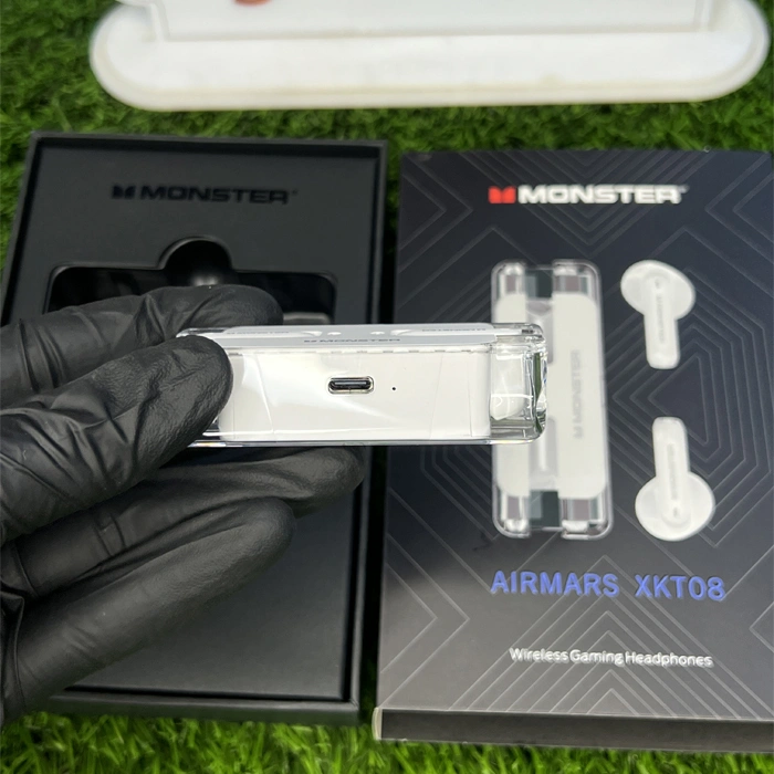 Monster bluetooth handsfree model Airmars XKT08